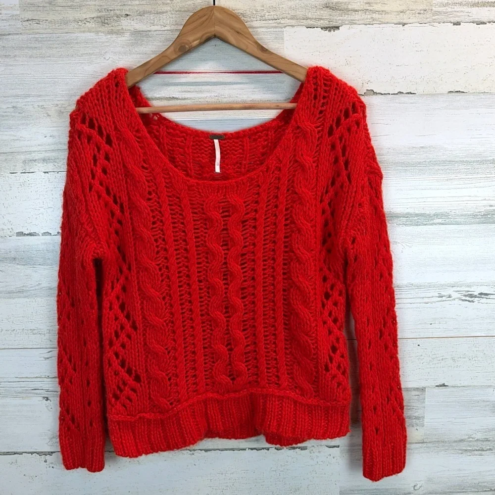 Free People details 	•	brand